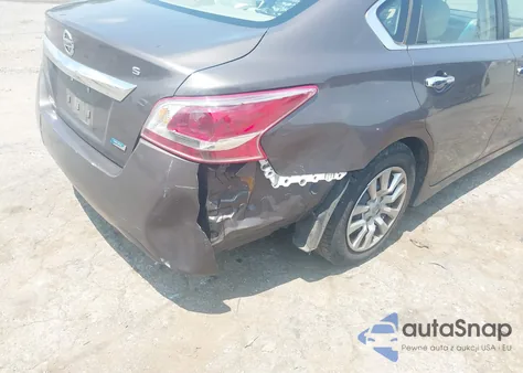 2013 Nissan Altima 2.5 S z USA, uszkodzony, nr VIN 1N4AL3AP0DC918303